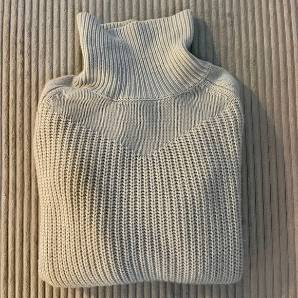 Roolee Sweaters - ROOLEE Chunky knit Cream Oatmeal Neutral Turtleneck Long Sleeve Sweater size XS